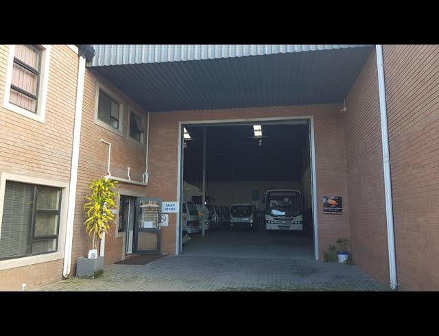 2,652M² FACTORY TO LET IN SAXENBURG PARK 1